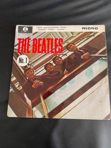 VINYL SINGLE (EP) THE BEATLES NO. 1 MONO GEP 8883 beschikbaar voor biedingen