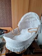 rotan reiswieg met witte bekleding, Ophalen of Verzenden, Zo goed als nieuw, Wieg