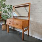 Uit Denemarken: Vintage Deens design eiken Kaptafel