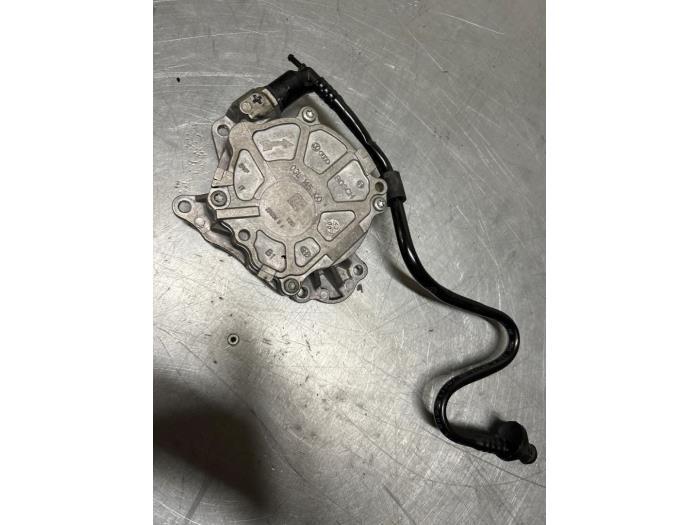 Vacuumpomp (Diesel) van een Volkswagen Golf, Auto-onderdelen, Motor en Toebehoren, Volkswagen, Gebruikt, 3 maanden garantie, Ophalen of Verzenden