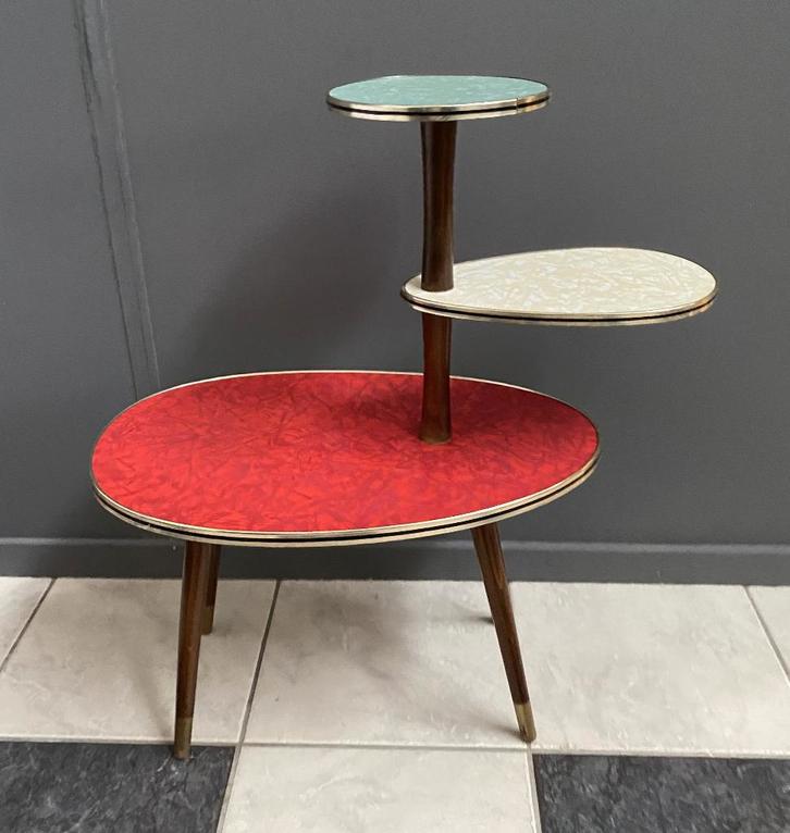 50 jaren etagère plantentrap tafel rood groen wit formica, Huis en Inrichting, Woonaccessoires | Etagères, Gebruikt, Ophalen