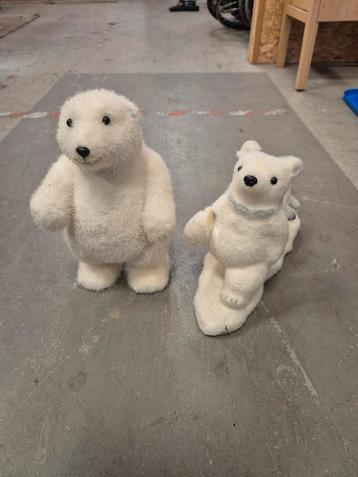 Kerstbeelden: IJsberen & Pinguïns Winterland beschikbaar voor biedingen