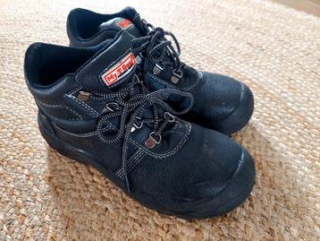 mt 38 Veiligheidsschoenen izgs beschikbaar voor biedingen