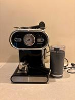 Koffiezetapparaat met bonenmaler - 2 maanden oud, Afneembaar waterreservoir, Espresso apparaat, Nieuw, Koffiebonen
