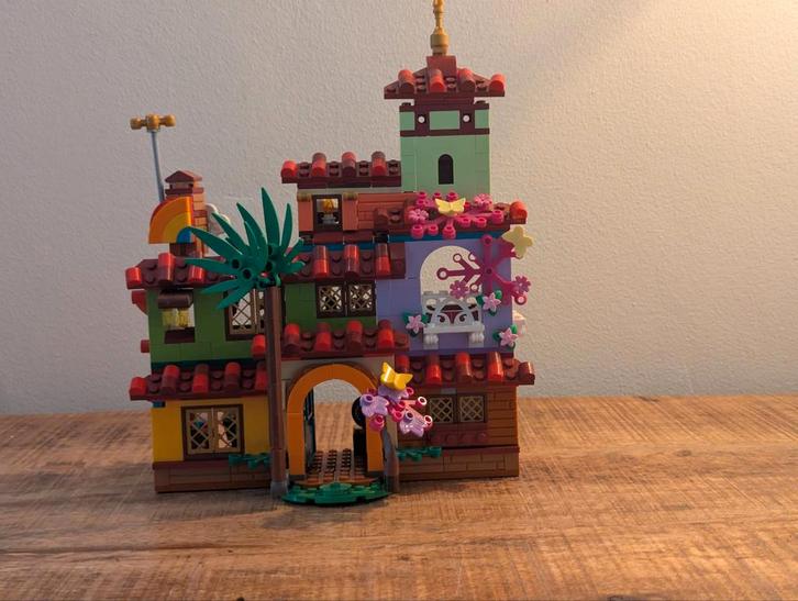 2x Lego set Encanto ( 43202 & 43200), Kinderen en Baby's, Speelgoed | Duplo en Lego, Gebruikt, Lego, Complete set, Ophalen of Verzenden