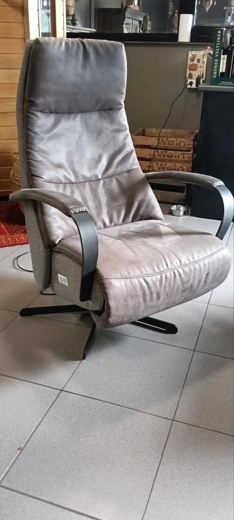 Relax fauteuil grijs stof/leer Humberto., Huis en Inrichting, Fauteuils, Zo goed als nieuw, Leer, Stof, 50 tot 75 cm, 75 tot 100 cm
