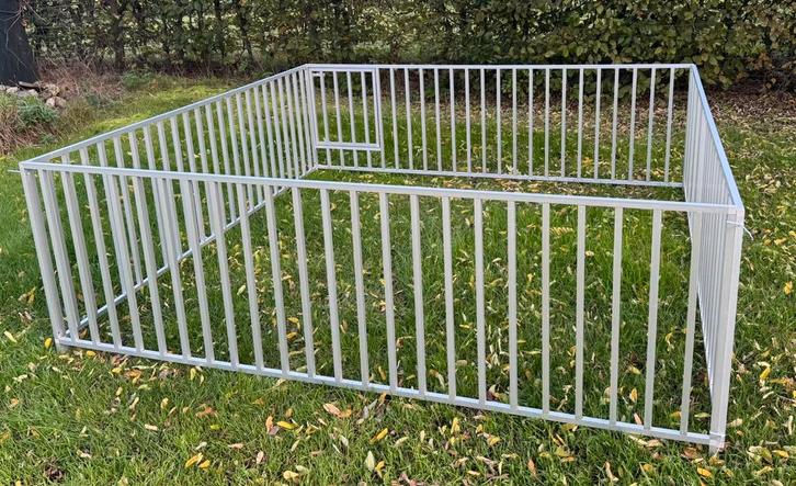 Hondenren / puppyren Aluminium, Dieren en Toebehoren, Hondenhokken, Zo goed als nieuw, 100 cm of meer, 110 cm of meer, Ophalen