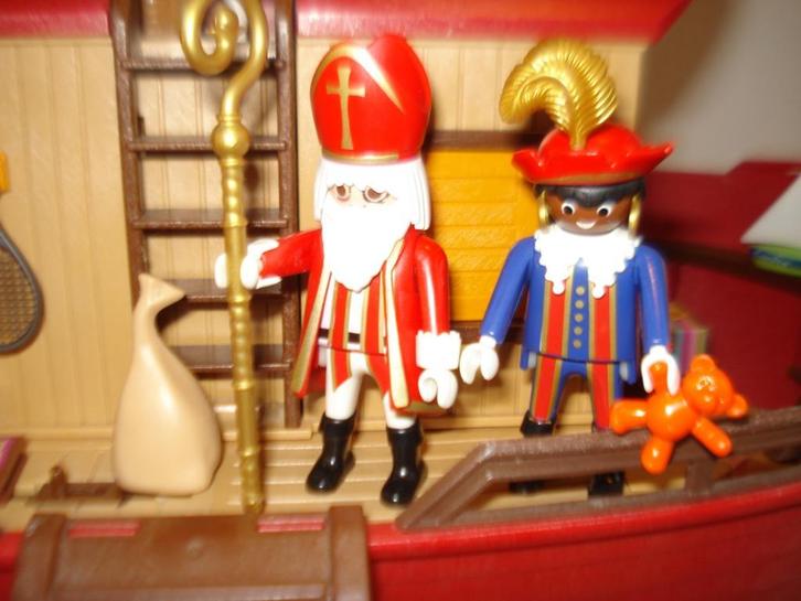 Grote Sinterklaasboot/ Pakjesboot met  Sint en 3 Pietjes, Kinderen en Baby's, Speelgoed | Playmobil, Zo goed als nieuw, Complete set