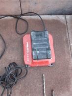Hilti C 6-22 Acculader, Doe-het-zelf en Verbouw, Gereedschap | Machine-onderdelen en Toebehoren, Ophalen of Verzenden, Gebruikt