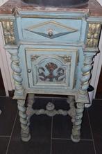 Zeer speciaal Frans kastje, Antiek en Kunst, Antiek | Woonaccessoires, Ophalen