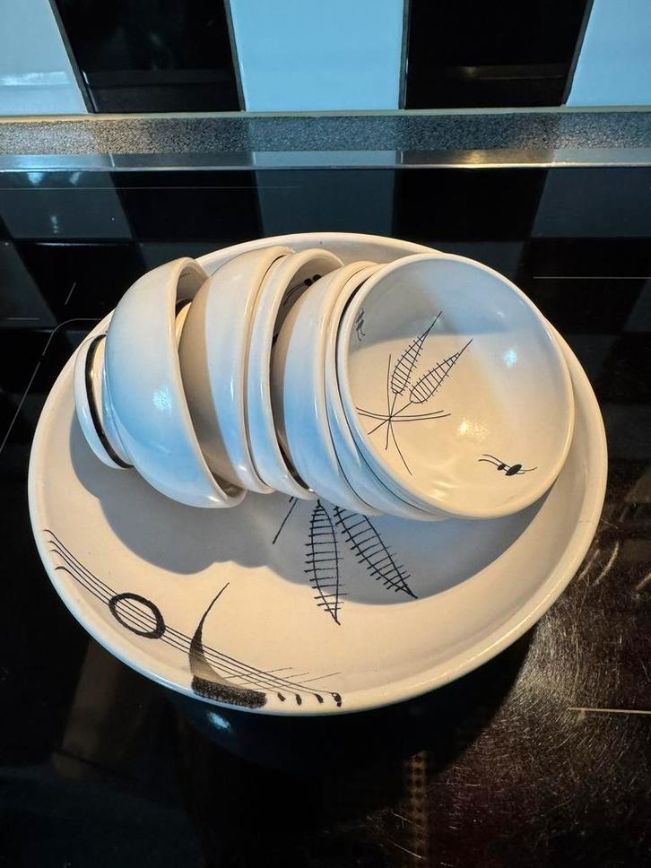 Flora Capri pindastel pindaset plateel vintage fifties, Antiek en Kunst, Antiek | Servies compleet, Ophalen of Verzenden