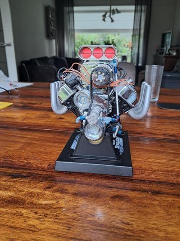 Schaalmodel Hemi Dragster Engine beschikbaar voor biedingen