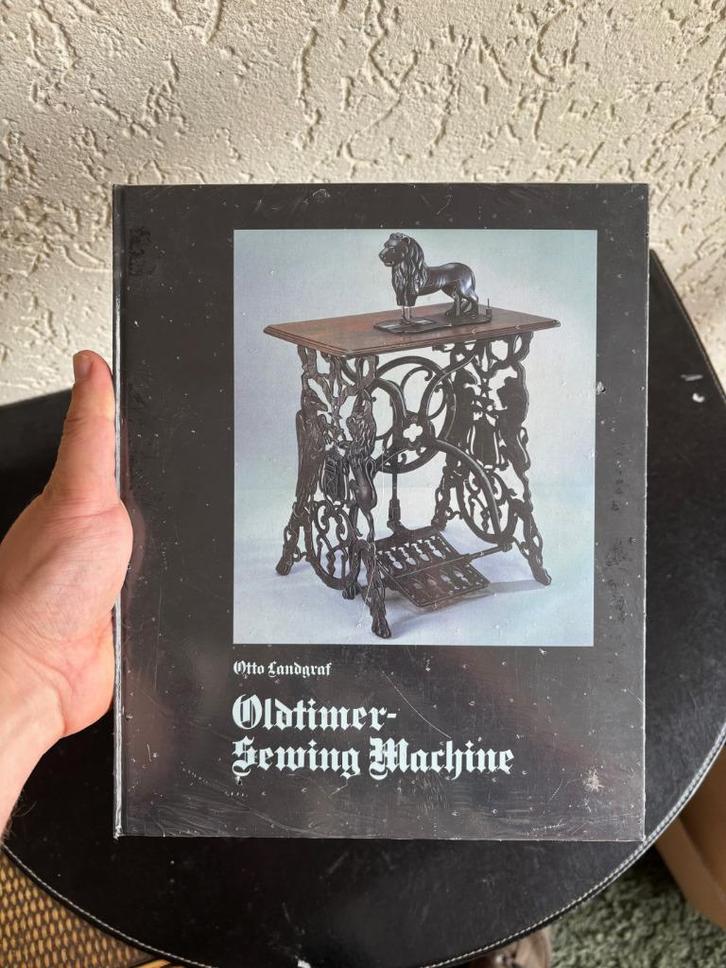 Otto Landgraf - Oldtimer Sewing Machine - 1989 - NIEUW, Hobby en Vrije tijd, Naaimachines en Toebehoren, Nieuw, Toebehoren, Overige merken
