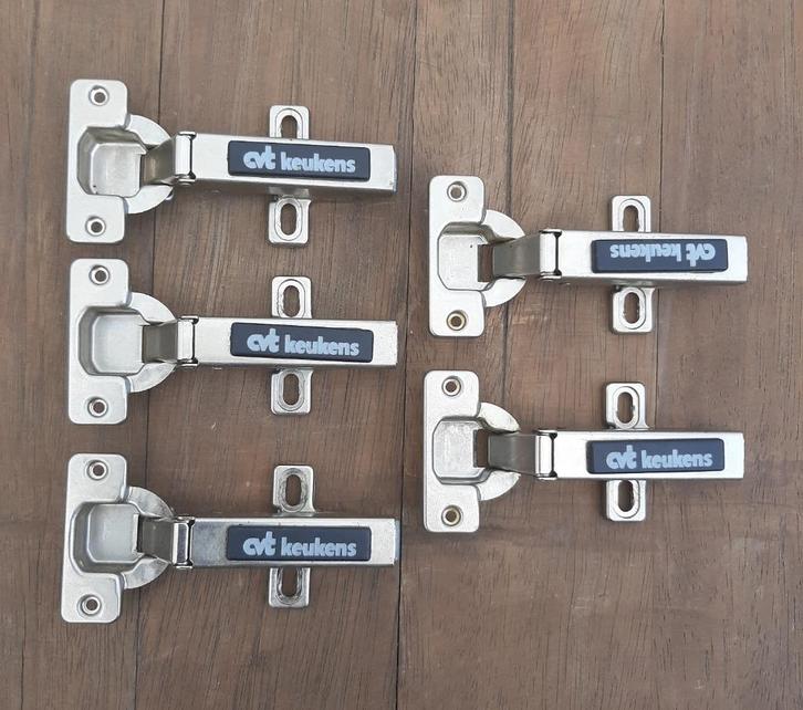 5x Blum Kastscharnieren Zelfsluitend CVT Keukens, Huis en Inrichting, Woonaccessoires | Overige, Gebruikt, Ophalen