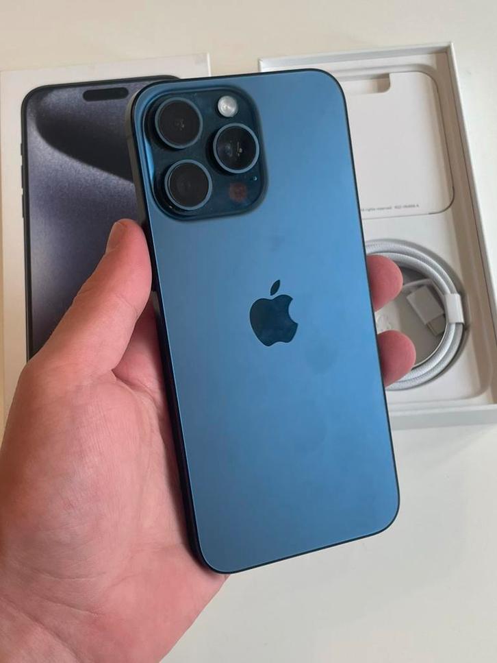 iPhone 15 Pro Max | 256GB | Blauw | Uitstekend!, Telecommunicatie, Mobiele telefoons | Hoesjes en Frontjes | Apple iPhone, Zo goed als nieuw