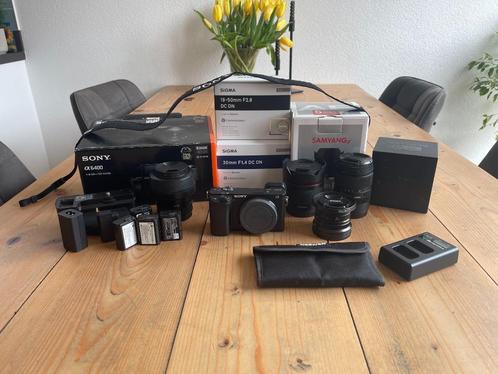 Sony A6400 + Sigma 30mm 1.4 + Samyang 12mm 2.0 + Sigma 18-50, Audio, Tv en Foto, Fotografie | Professionele apparatuur, Zo goed als nieuw