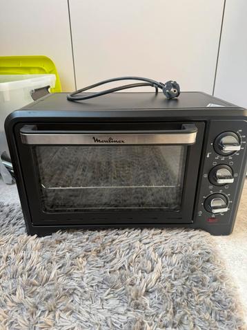 Te koop nieuwe oven beschikbaar voor biedingen