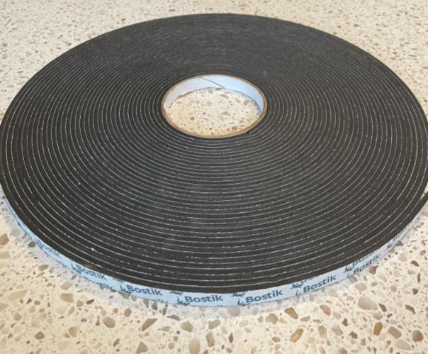 Foamtape, EPDM tape en beglazingsband, Doe-het-zelf en Verbouw, Glas en Ramen, Gebruikt, Overige typen, Minder dan 80 cm, Ophalen of Verzenden