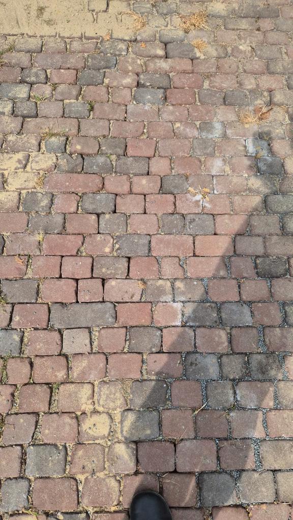 Klinkers; halve voor een mooi patroon, Tuin en Terras, Tegels en Klinkers, Zo goed als nieuw, Klinkers, Beton, Ophalen