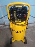 Stanley compressor D230, Doe-het-zelf en Verbouw, Compressors, Ophalen, Zo goed als nieuw, Olievrij, 10 bar of meer