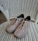 Wolky schoenen maat 38, beige, netjes, Ophalen of Verzenden, Gedragen, Beige, Sneakers of Gympen