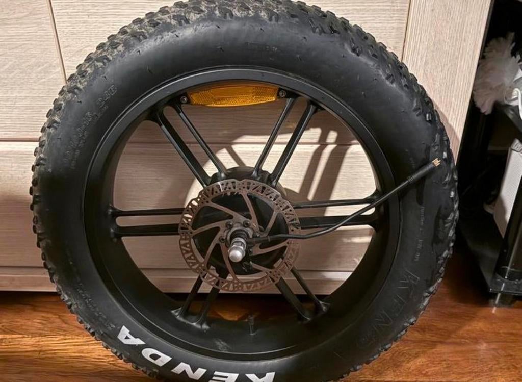 Zwarte Fietswiel met 500W Motor - Ophalen, Ophalen, Zo goed als nieuw, Algemeen, Wiel