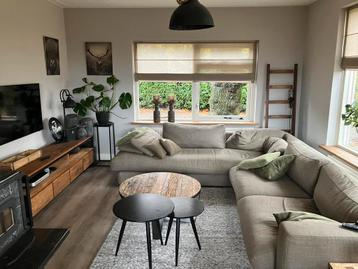 Stoffen hoekbank 240x300 cm!!MAANDAAGof DINSDAGophalen