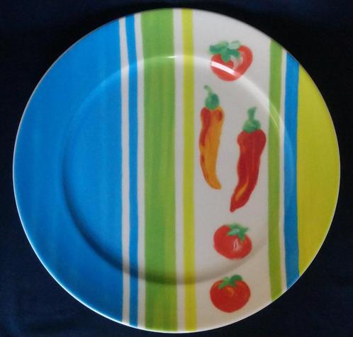 Rosenthal Casual Designers Guild - ronde schaal met tomaten, Huis en Inrichting, Keuken | Servies, Schaal of Schalen, Overige stijlen
