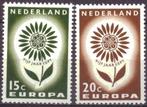 Nederland 1964 -nvph 827-828 -Europa- Bloem 22 kroonbladeren, Ophalen of Verzenden, Na 1940, Postfris