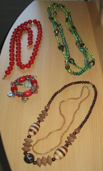 Kralenkettingen beschikbaar voor biedingen