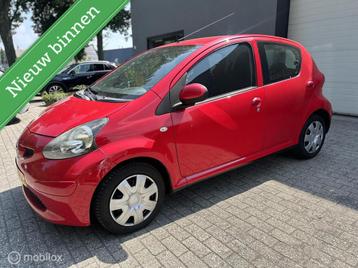 Toyota Aygo 1.0-12V + / nette auto / inruil mogelijk / beschikbaar voor biedingen