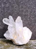 Bergkristal, geode, ong. 380 gram, goede kwaliteit 17,- euro, Ophalen, Mineraal