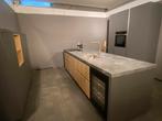 Nieuwe keuken met eiland met Dektron blad en kastenwand., Huis en Inrichting, Keuken | Complete keukens, Ophalen, Overige typen