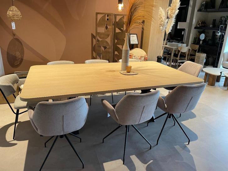 -50% Brede eettafel max 12 pers. nieuw Halifax eiken 240x140, Huis en Inrichting, Tafels | Eettafels, Nieuw, 100 tot 150 cm, 200 cm of meer