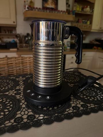 Nespresso Melkopschuimer - Zo Goed Als Nieuw! beschikbaar voor biedingen