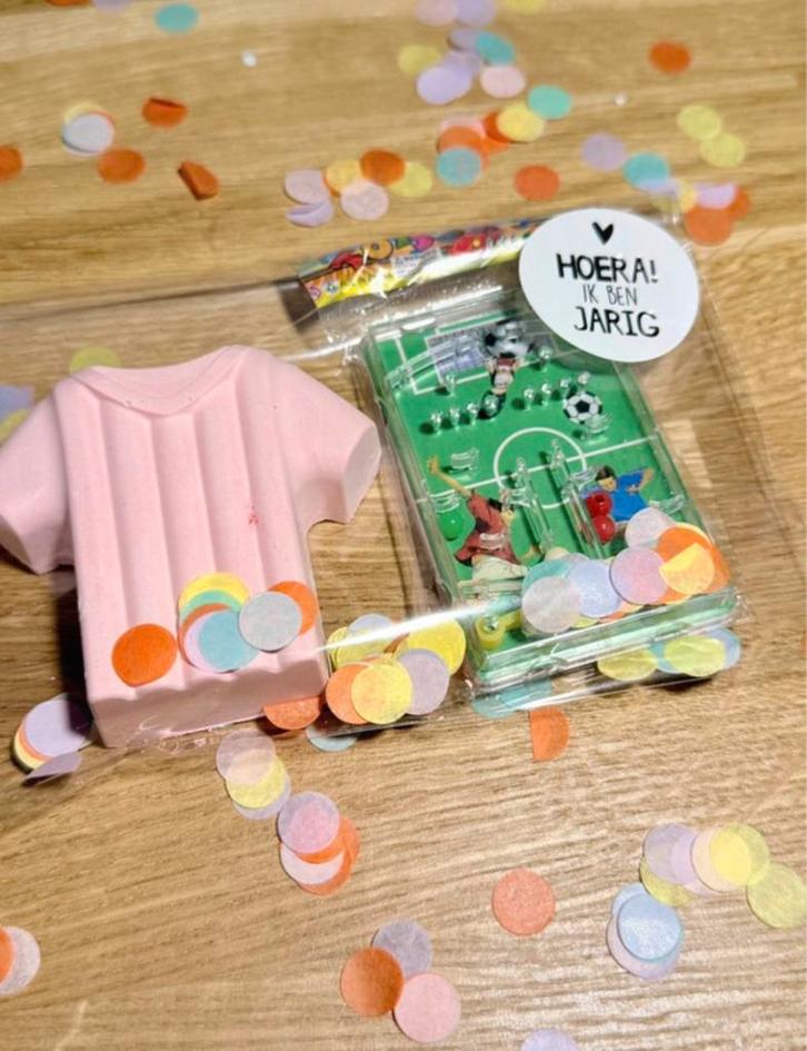 Traktatie voetbal, Hobby en Vrije tijd, Feestartikelen, Zo goed als nieuw, Verjaardag, Ophalen of Verzenden