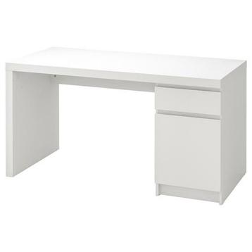 Ikea malm bureau zo goed als nieuw!!! - afbeelding 1