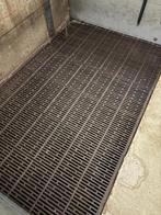 Gietijzeren roosters voor biggen [676], Ophalen of Verzenden, Boekhorst Trading, Info@boekhorsttrading.com, Singel 16, Horssen
