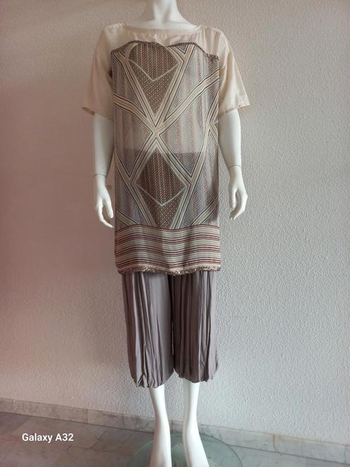 Set: capribroek en tuniek van Didi maat 40/M, Kleding | Dames, Broeken en Pantalons, Zo goed als nieuw, Maat 38/40 (M), Beige