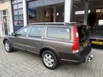 Volvo XC70 2.5 T Momentum AUT/LEDER/CRUISE/TOPSTAAT, Automaat, Bruin, XC70, 2521 cc