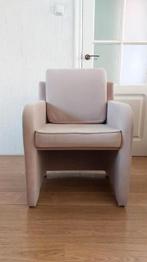 Mooie crèmekleurige stoel, Huis en Inrichting, Ophalen, Zo goed als nieuw, Eén