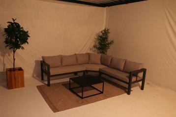 garden delight hoekbank met doozy tafel #43 beschikbaar voor biedingen