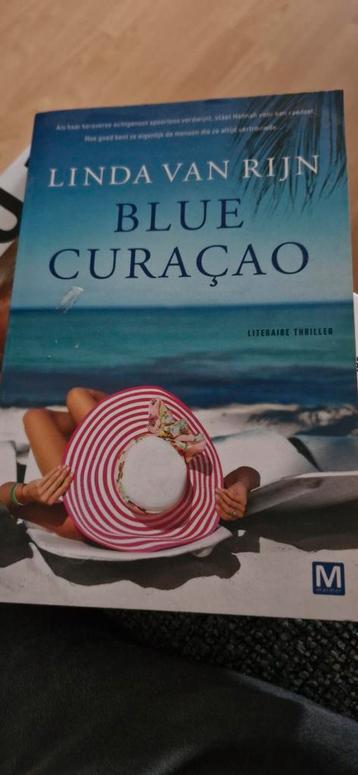 Blue Curaçao - Linda van Rijn beschikbaar voor biedingen