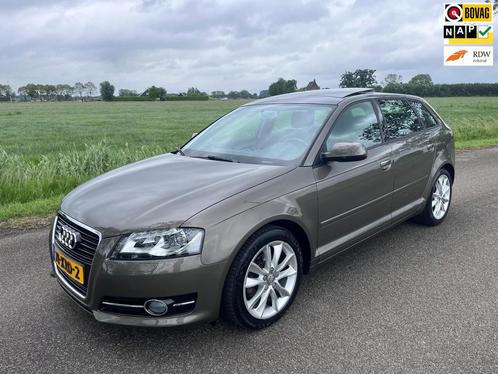 Audi A3 Sportback 1.2 TFSI Ambition Advance, panoramadak, na, Auto's, Audi, Bedrijf, Te koop, A3, ABS, Airbags, Airconditioning