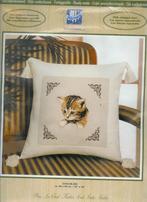 Cado OPRUIMING VERVACO BORDUURPAKKET KUSSEN, LIEVE POES, Hobby en Vrije tijd, Ophalen of Verzenden, Nieuw, Handborduren, Borduurpakket