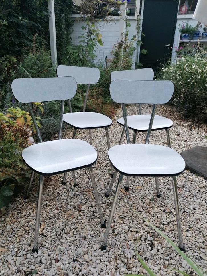 4 witte retro formica eettafelstoeltjes, Huis en Inrichting, Stoelen, Gebruikt, Twee, Wit, Ophalen
