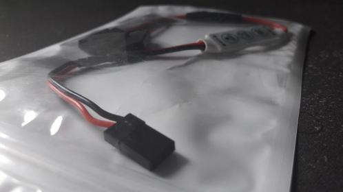 Elektronische verlichtingsregelaar voor flitsen of branden, Hobby en Vrije tijd, Modelbouw | Radiografisch | Auto's, Nieuw, Onderdeel