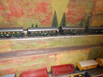 Roco 4201 A 2x, 4202 en 4204 personentrein voor Märklin beschikbaar voor biedingen