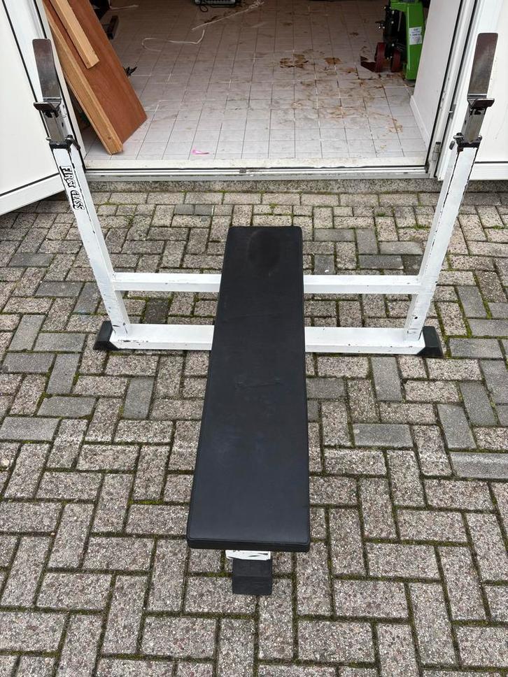 Verstelbare Bench Press - Bankdrukken, Sport en Fitness, Fitnessapparatuur, Gebruikt, Krachtstation, Armen, Metaal, Ophalen