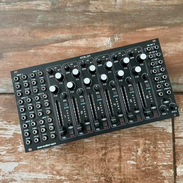 Boredbrain Music Xcelon 6 ch analoge stereo eurorack mixer  beschikbaar voor biedingen